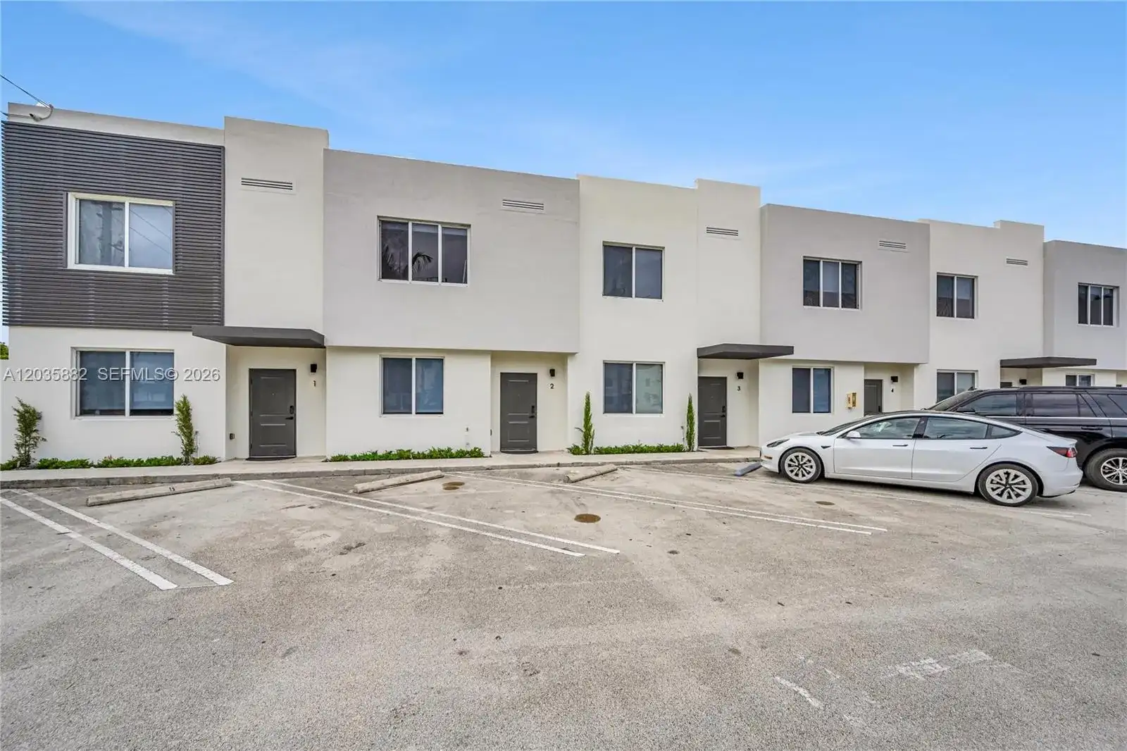 171 NW 158th St # 1, Miami FL 33169 photo 3