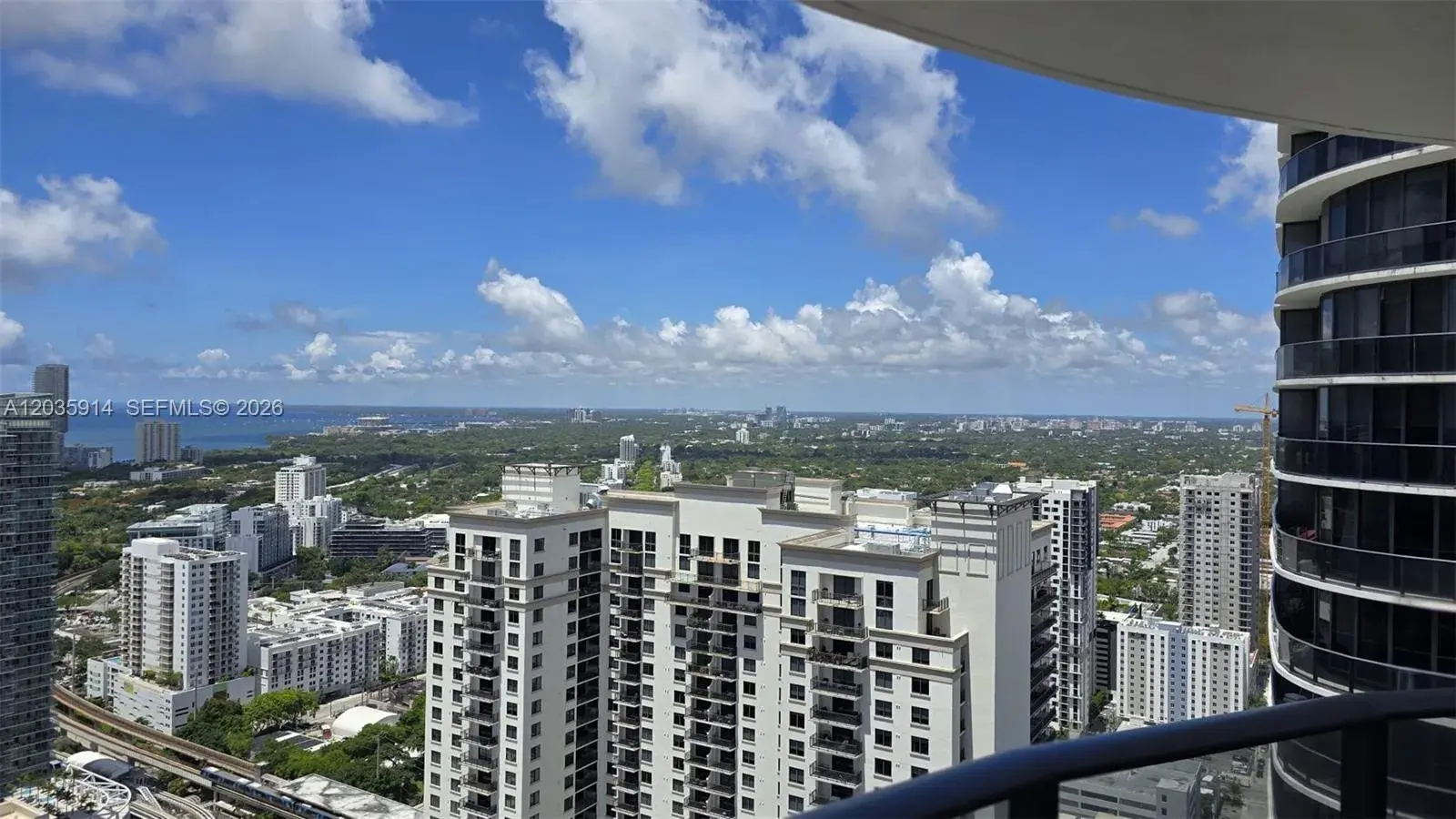 2 bedroom 2 bath Residential for sale at 45 SW 9th St # 3906, Miami FL 33130