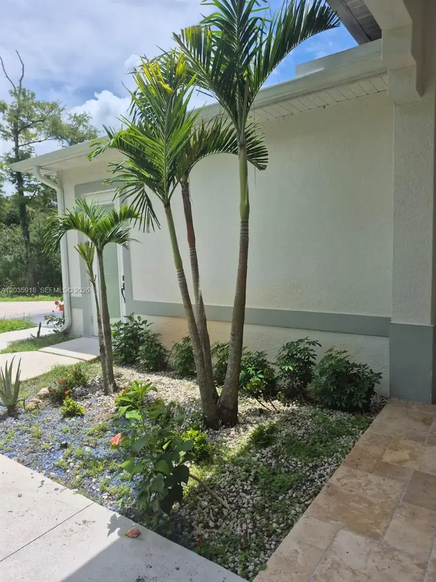 3642 32ND AVE SE, Naples FL 34117 photo 3