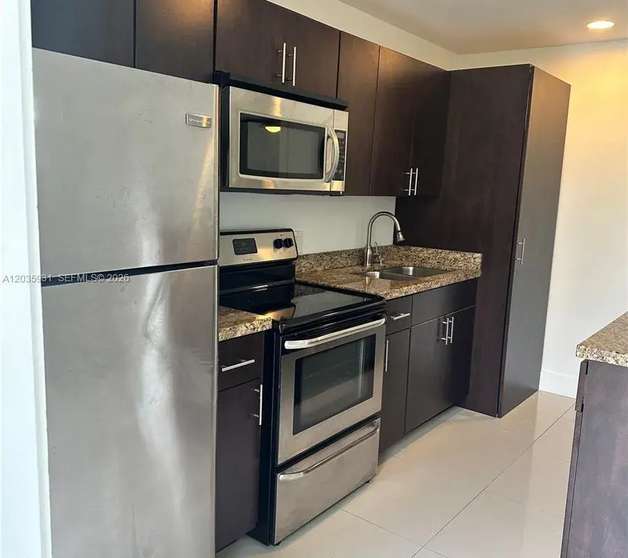 3071 SW 27th Ave # 25, Miami FL 33133