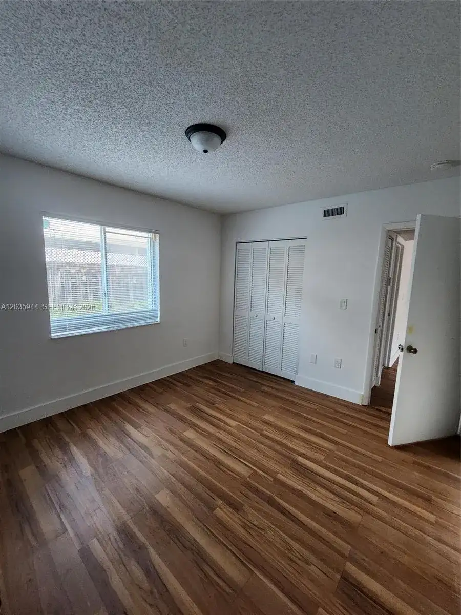 10019 W Okeechobee Rd # 102, Hialeah Gardens FL 33016 photo 4