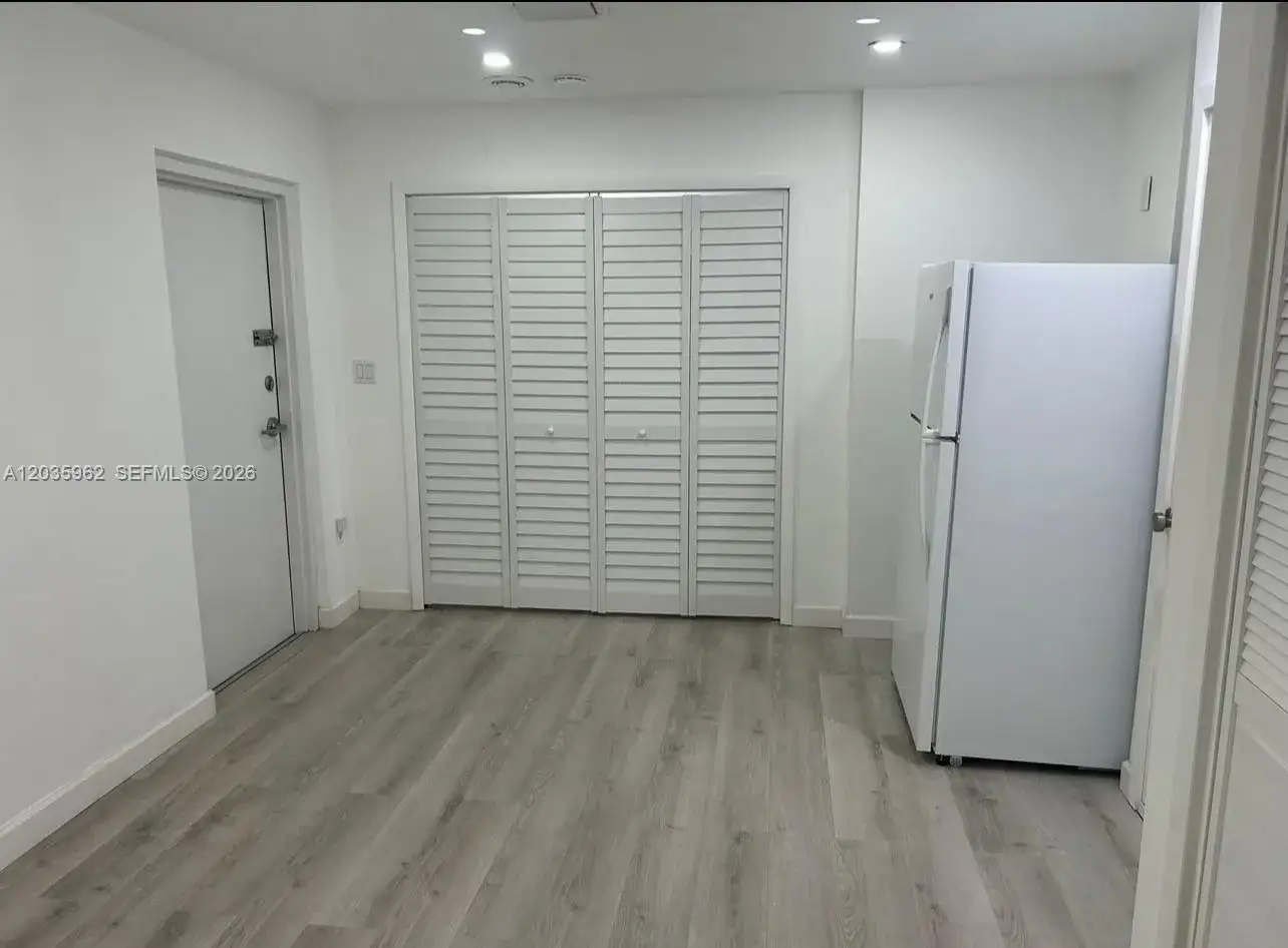 8764 SW 54th Ter, Miami FL 33165 photo 3