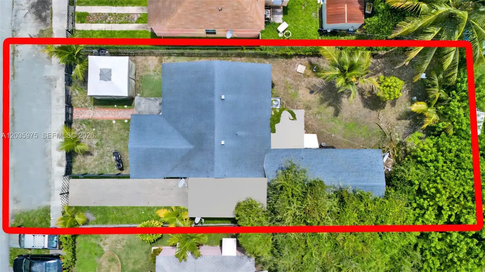 1042 NW 76th St, Miami FL 33150 photo 2