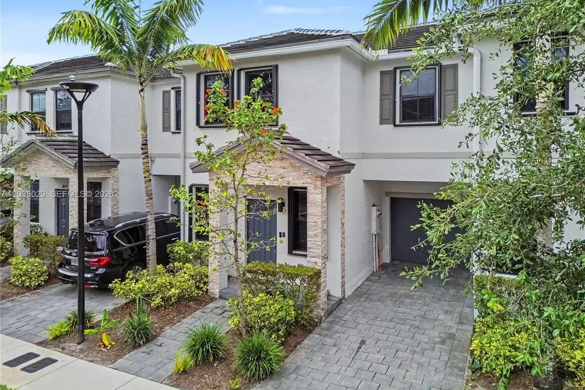 1608 SW 28th St, Fort Lauderdale FL 33315
