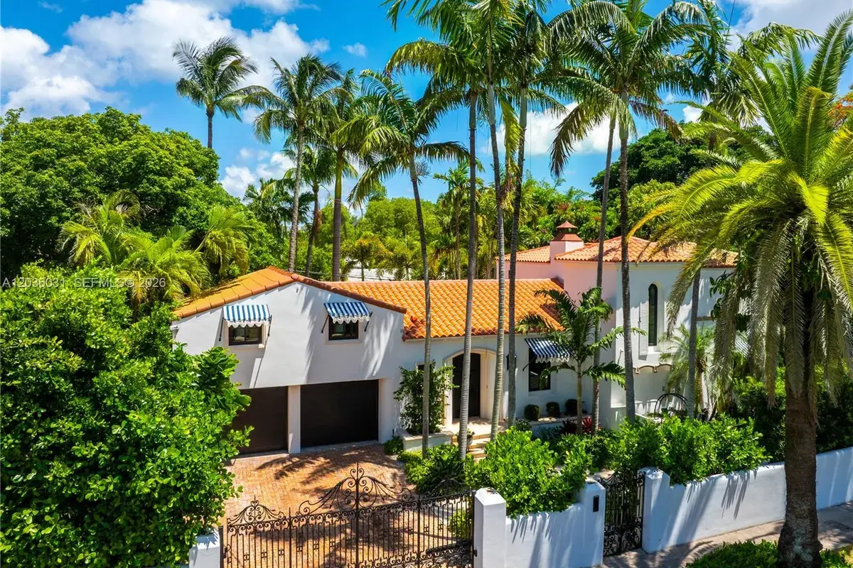 4727 N Bay Rd, Miami Beach FL 33140