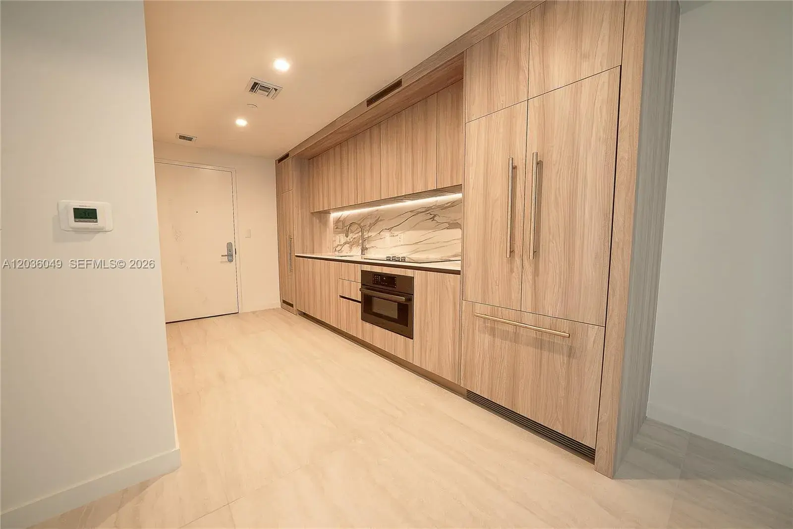 77 SE 5TH ST # 1607, Miami FL 33131
