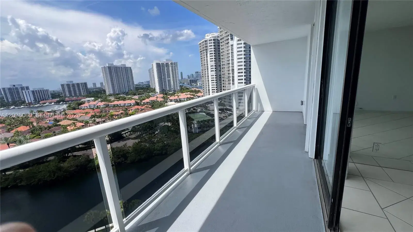 20505 E Country Club Dr # 1639, Aventura FL 33180