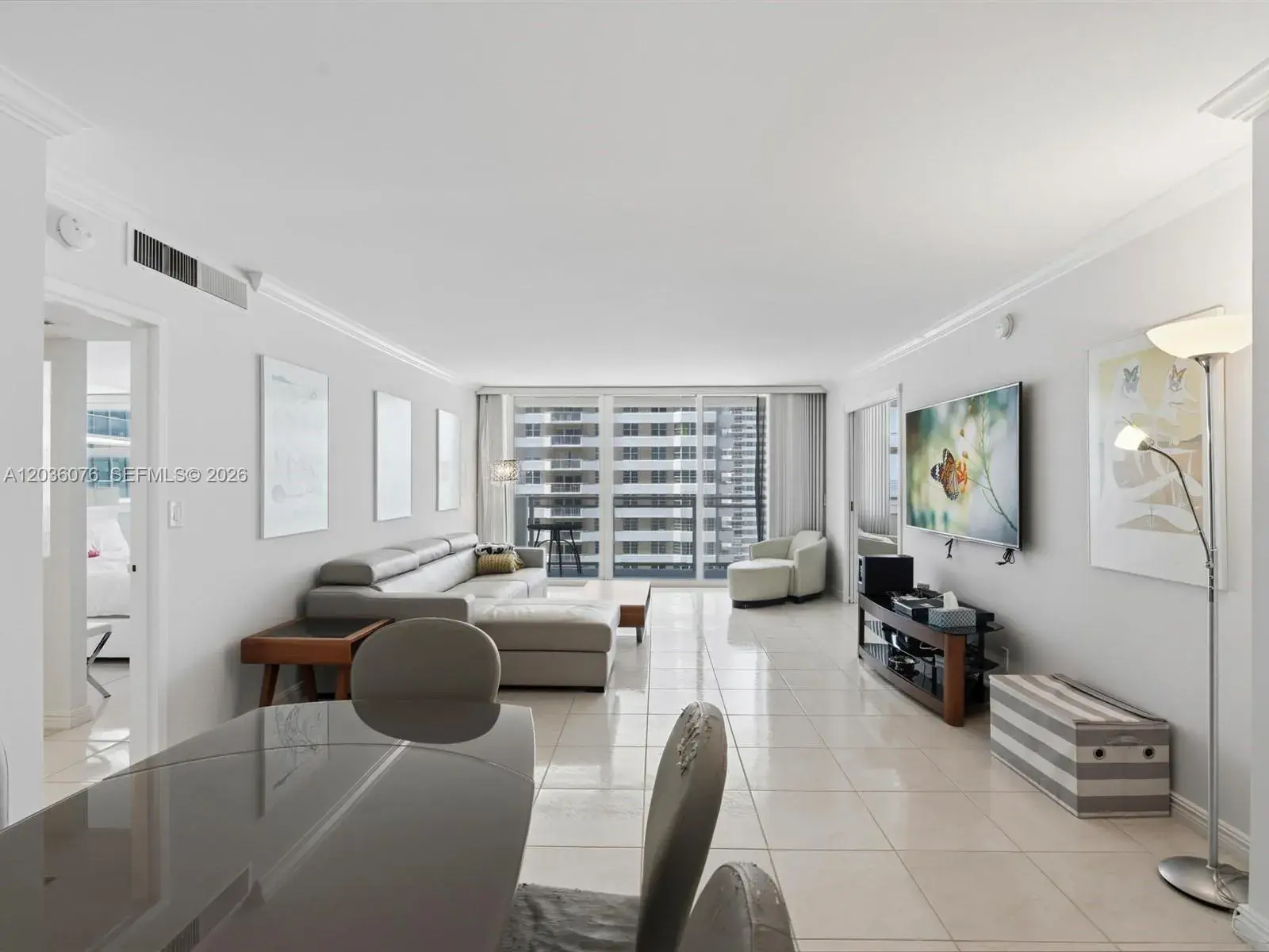 2030 S Ocean Dr # 1123, Hallandale Beach FL 33009