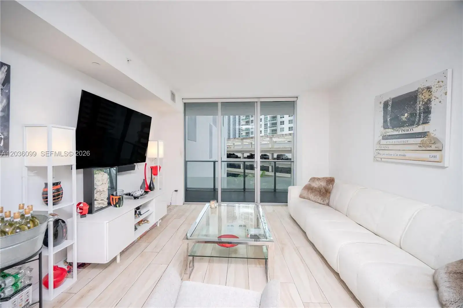 1300 Brickell Bay Dr # 710, Miami FL 33131 photo 3