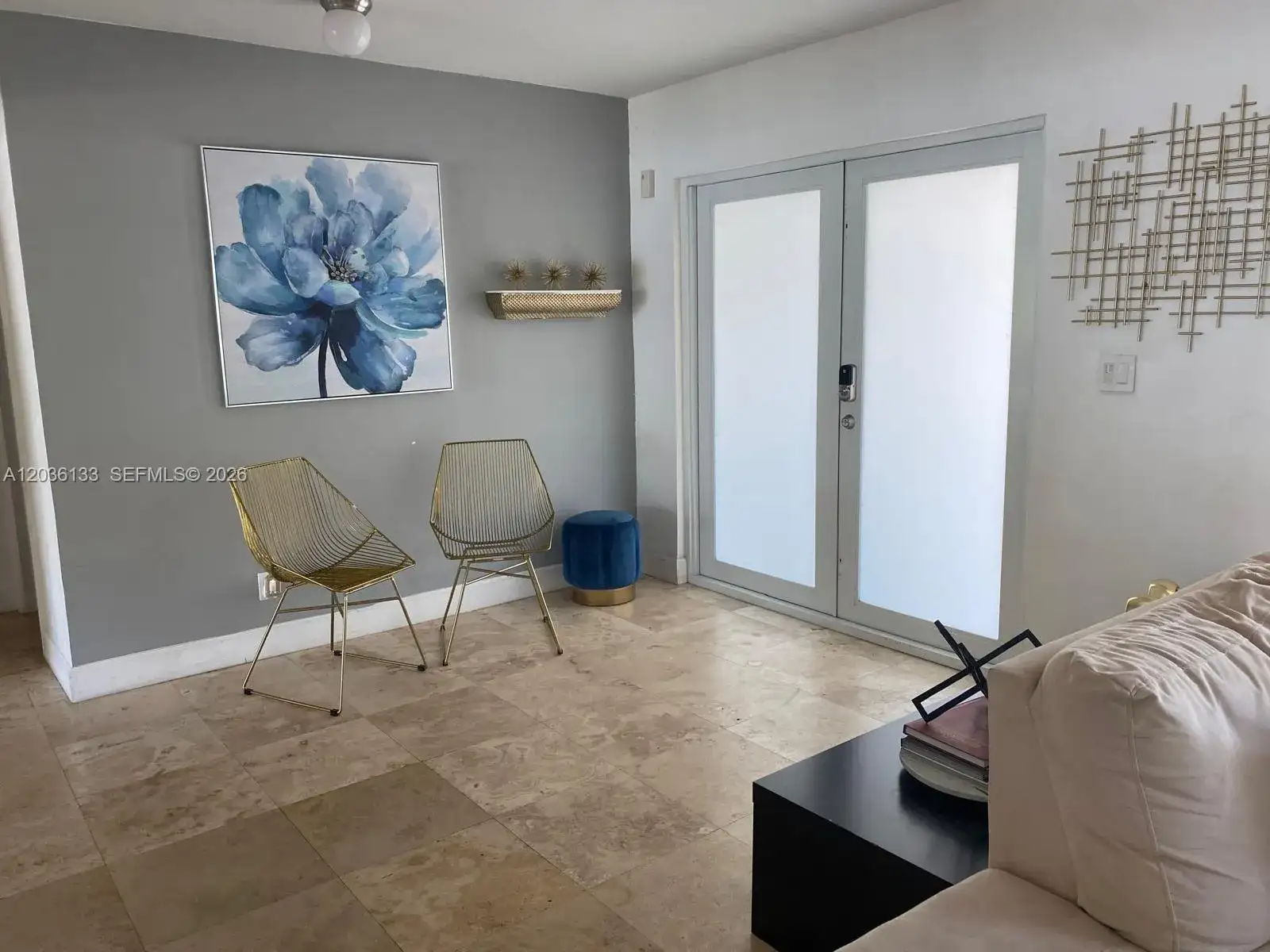 1103 Washington St, Hollywood FL 33019 photo 2