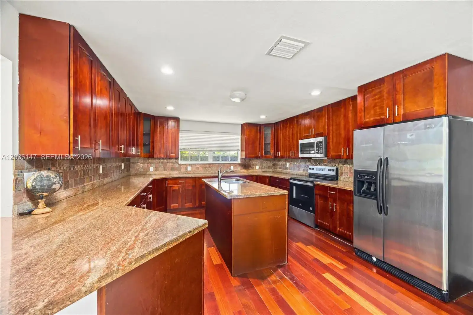 230 NE 5th Ave, Dania Beach FL 33004 photo 5