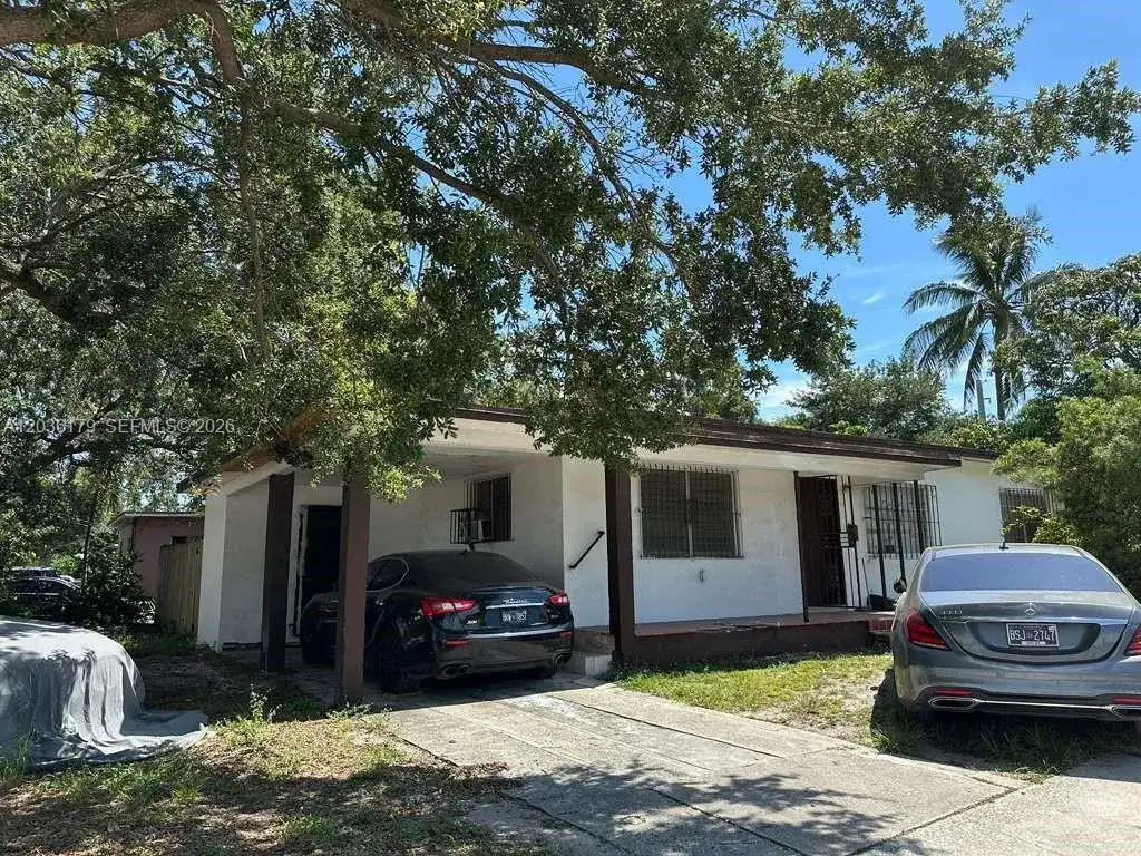 545 NW 81st St, Miami FL 33150 photo 5