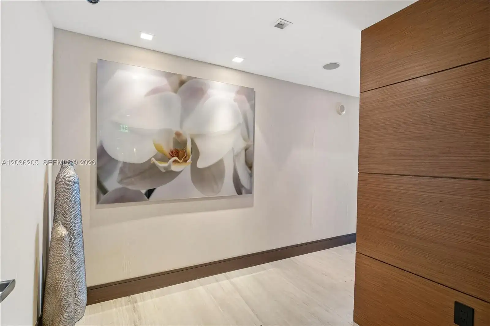 465 Brickell Ave # 2101, Miami FL 33131 photo 4