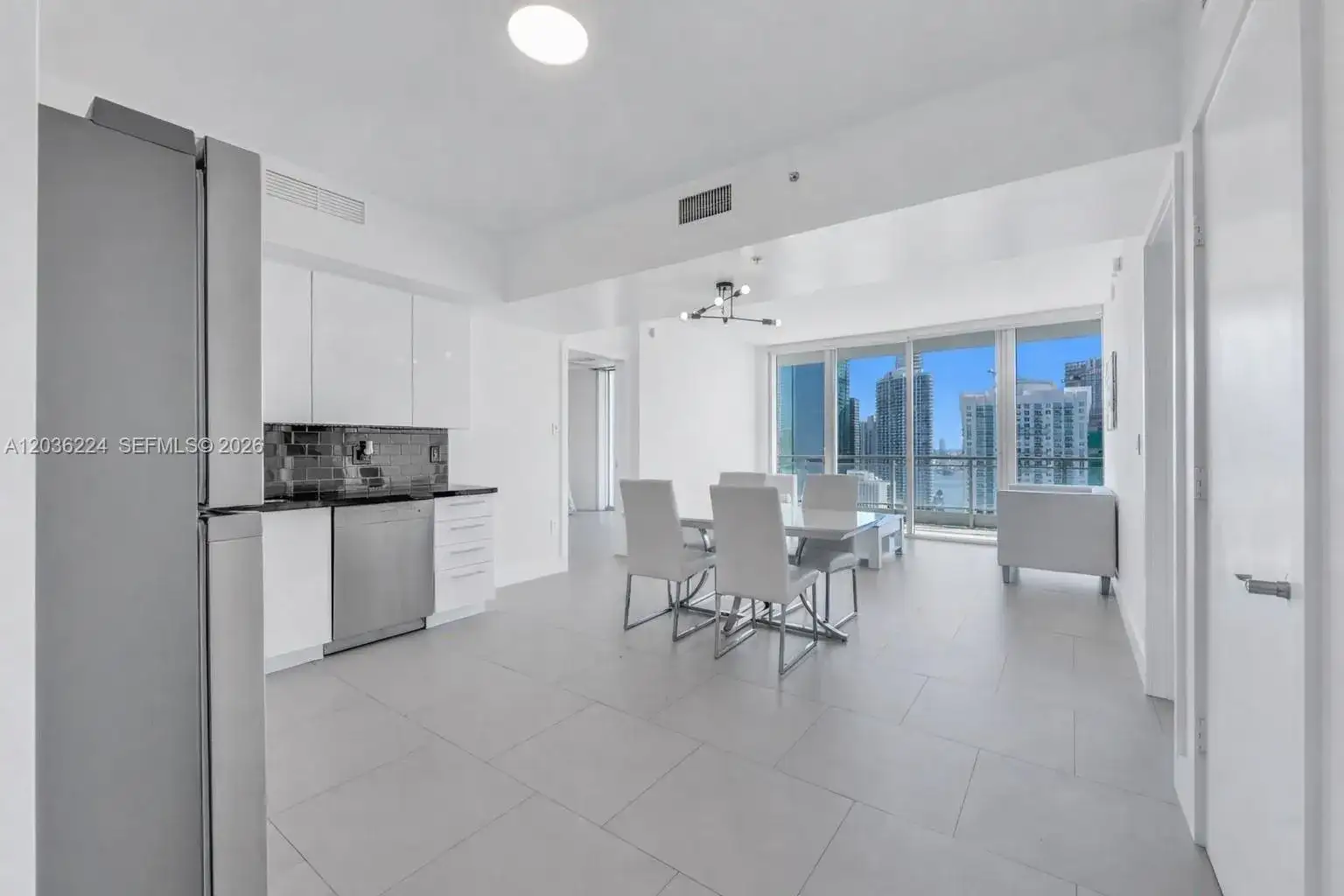92 SW 3rd St # 3611, Miami FL 33130 photo 5