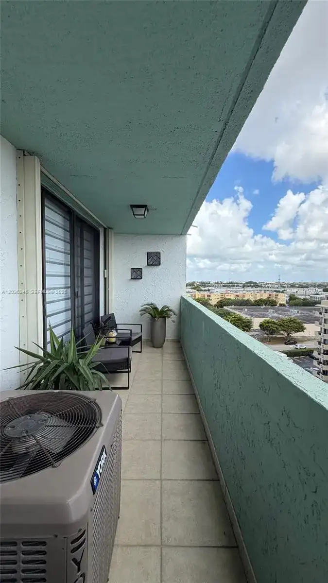1825 W 44th Pl # 1107, Hialeah FL 33012 photo 2