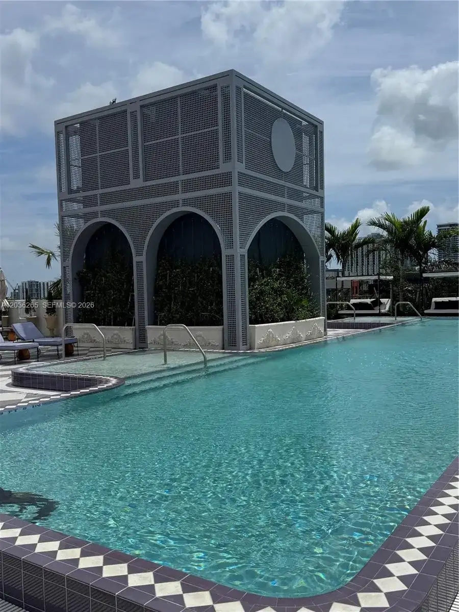2700 NW 2nd Ave # 240, Miami FL 33127 photo 3