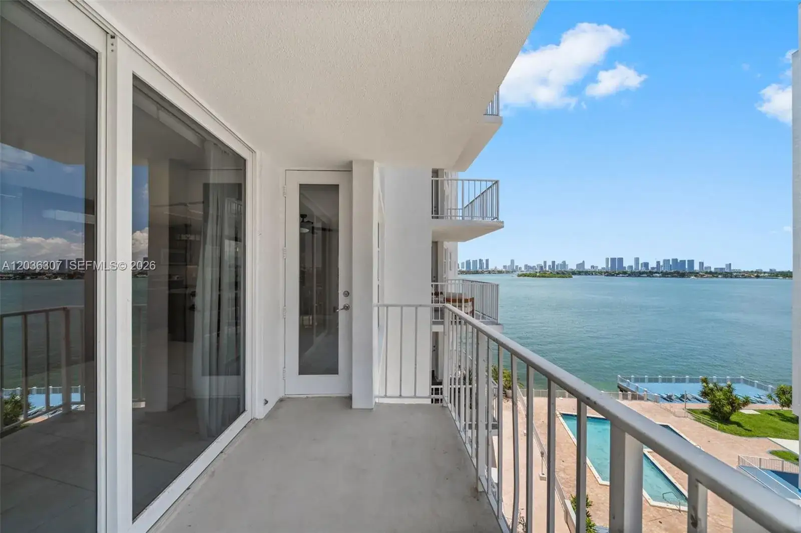 2 bedroom 2 bath Residential for sale at 1228 West Ave # 604, Miami Beach FL 33139