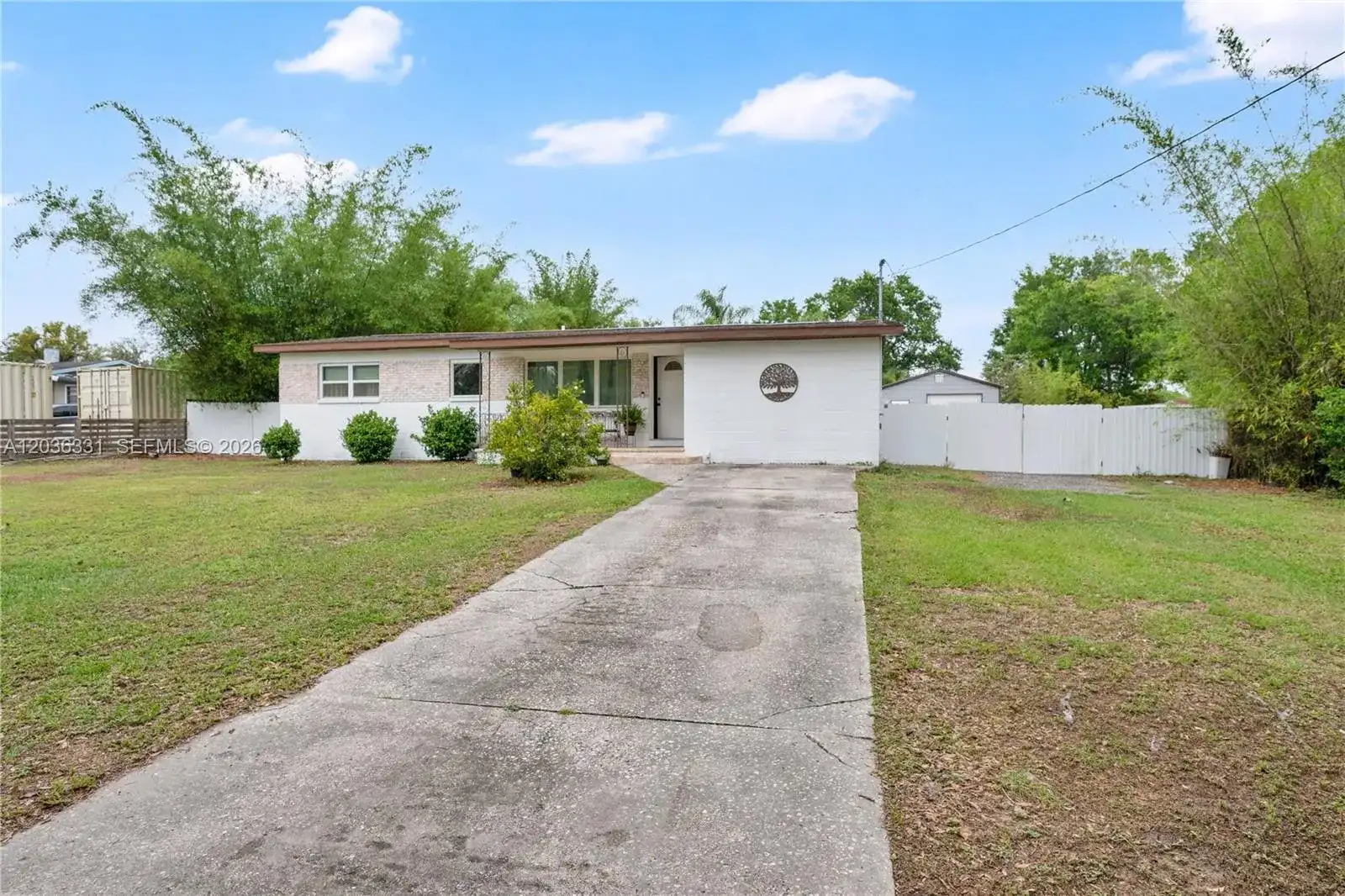 2010 Lee Drive, Other City - In The State Of Florida FL 33594