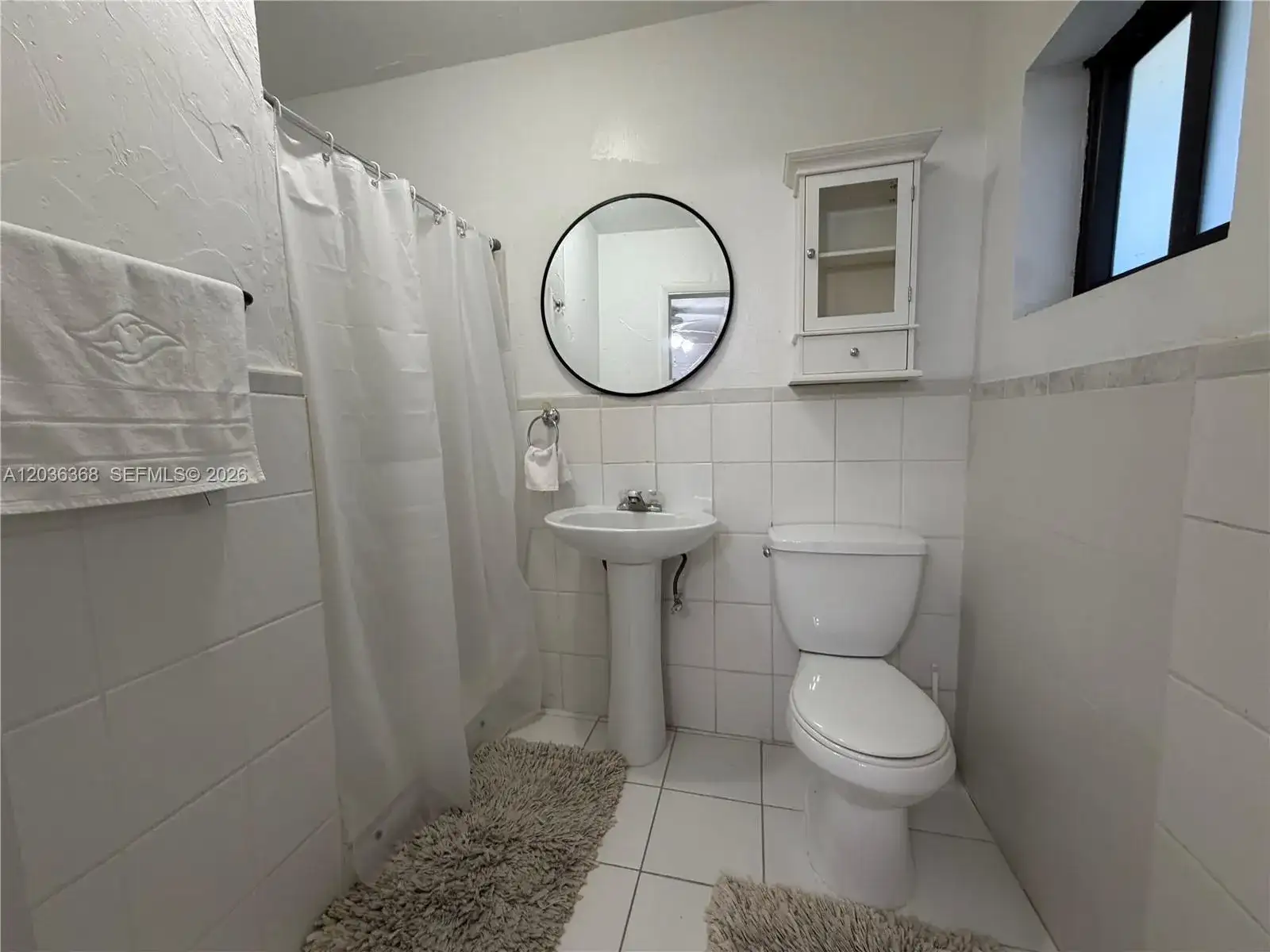 1061 NE 137th St # 1, North Miami FL 33161 photo 3