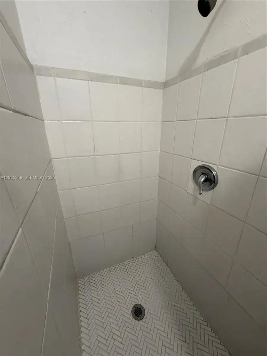 1061 NE 137th St # 1, North Miami FL 33161 photo 5