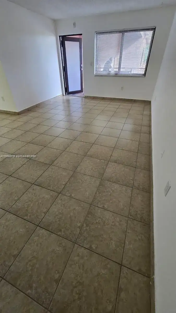 690 NE 123rd St # 207, North Miami FL 33161 photo 2