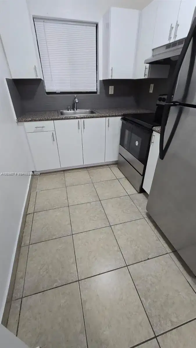 690 NE 123rd St # 207, North Miami FL 33161 photo 5