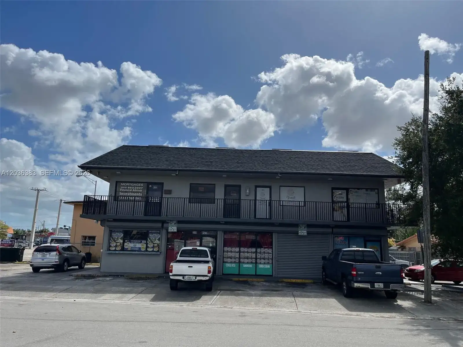 398 E 33rd St, Hialeah FL 33013 photo 3
