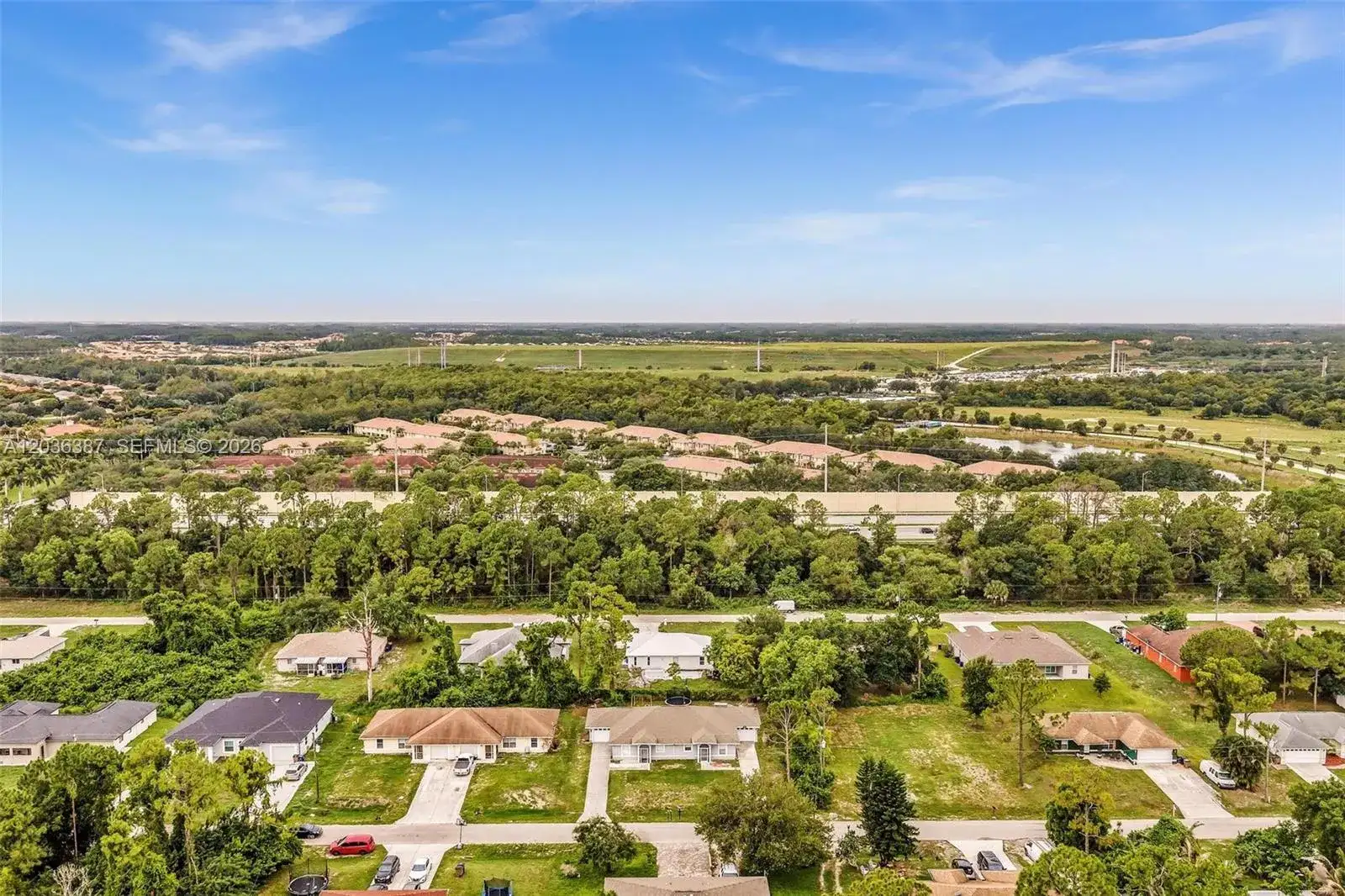 5327 30 ST SW, Lehigh Acres FL 33973 photo 3