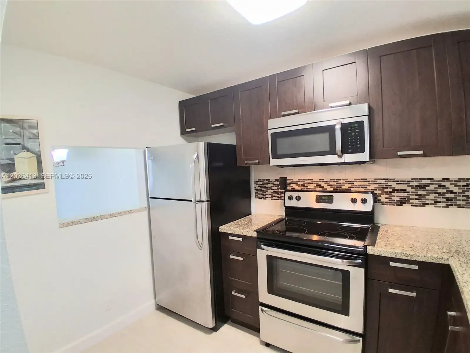 9460 Sunrise Lakes Blvd # 309, Sunrise FL 33322 photo 4