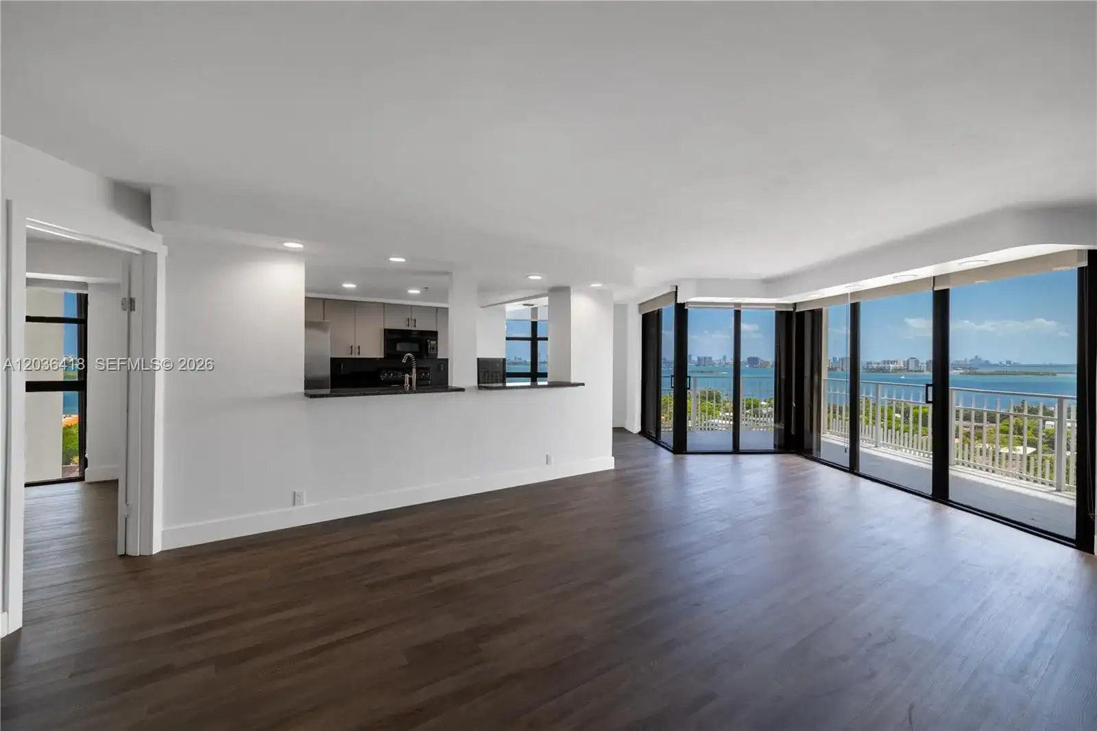 1000 Quayside Ter # 1702, Miami FL 33138 photo 2