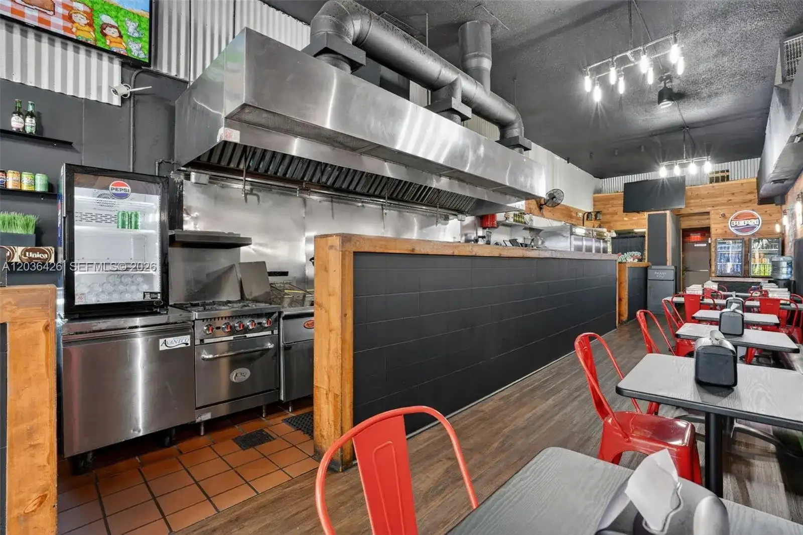 Highly Rated and Turnkey Lebanese Street Food Restaurant in Miami Beach, Miami Beach FL 33141 photo 2