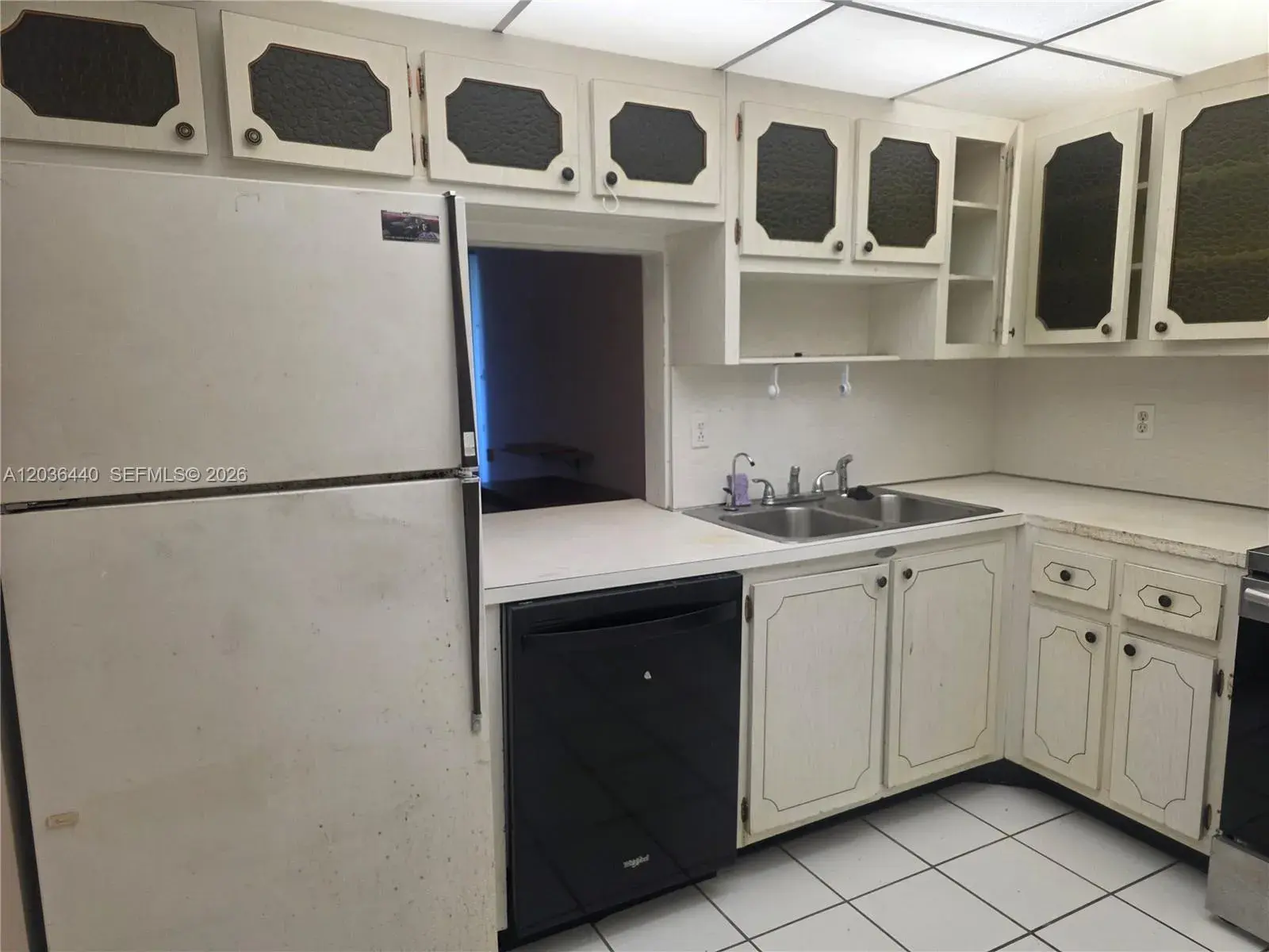 1304 NE 191st St # 128, Miami FL 33179