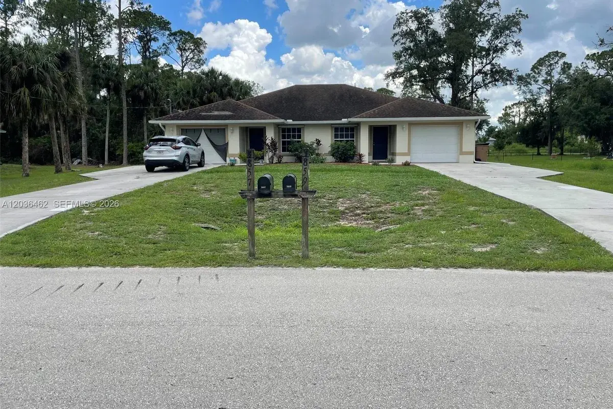3857/3859 KITTYHAWK DRIVE, Fort Myers FL 33905