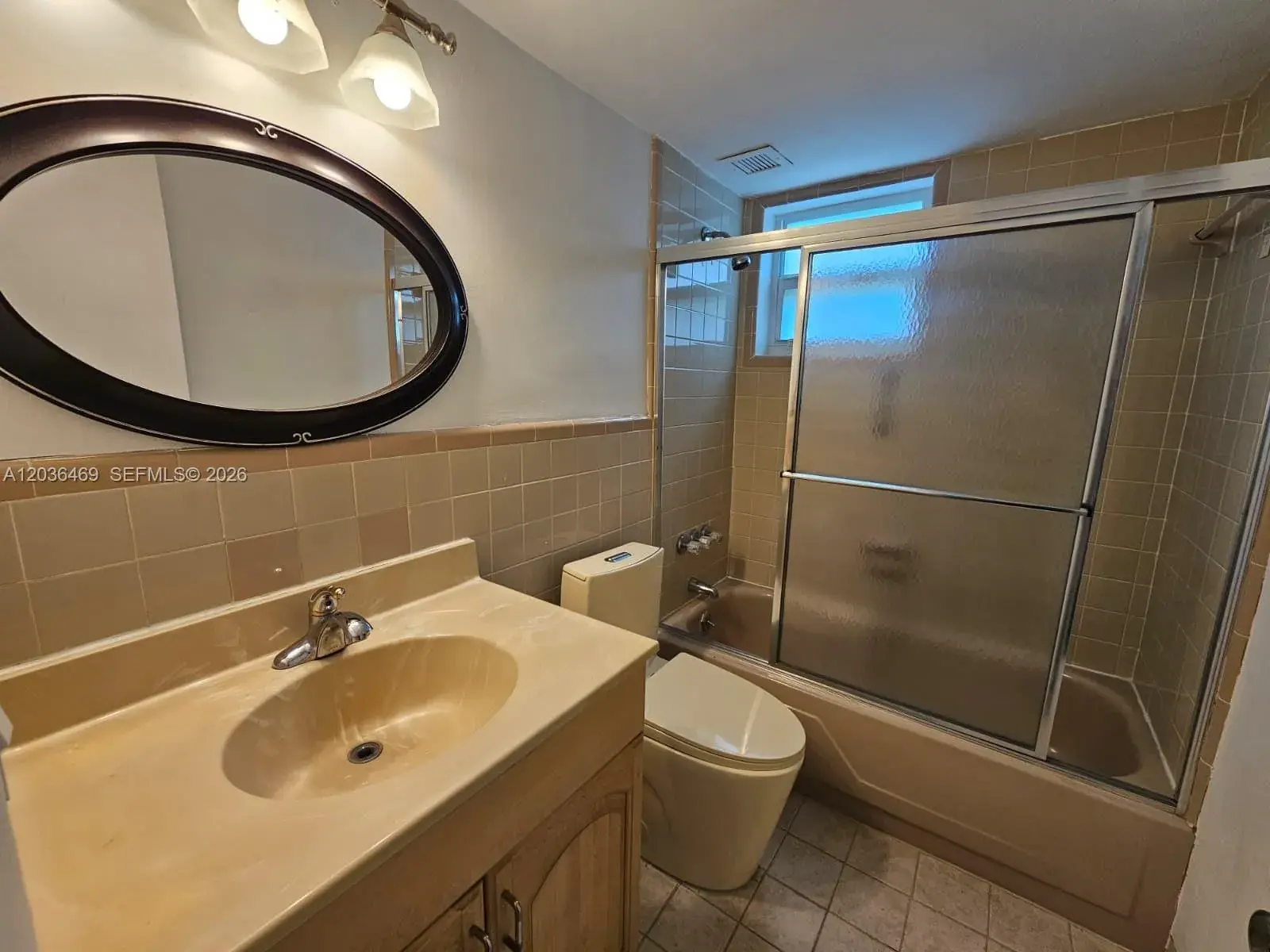 520 NE 38th St # 12, Miami FL 33137