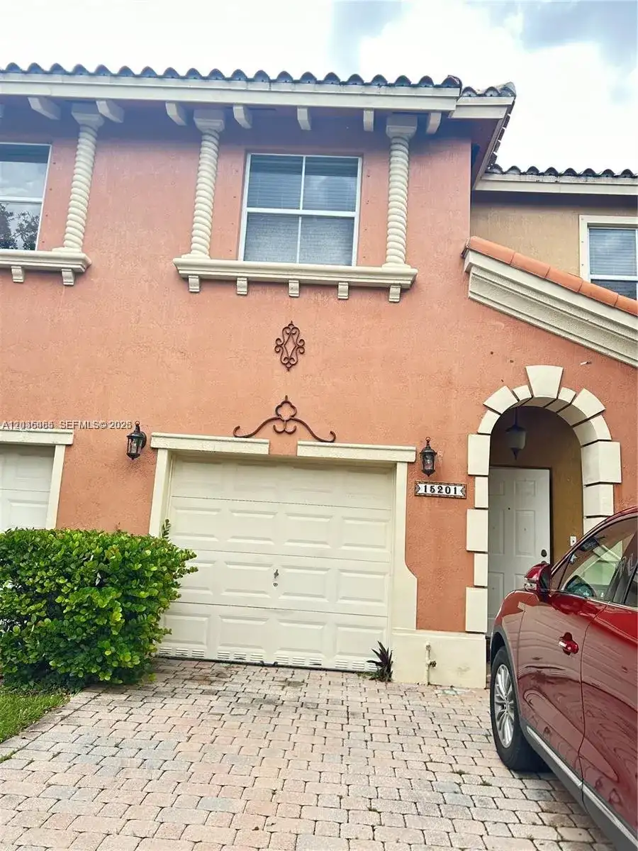 15201 SW 30th Ter # 152, Miami FL 33185 photo 4