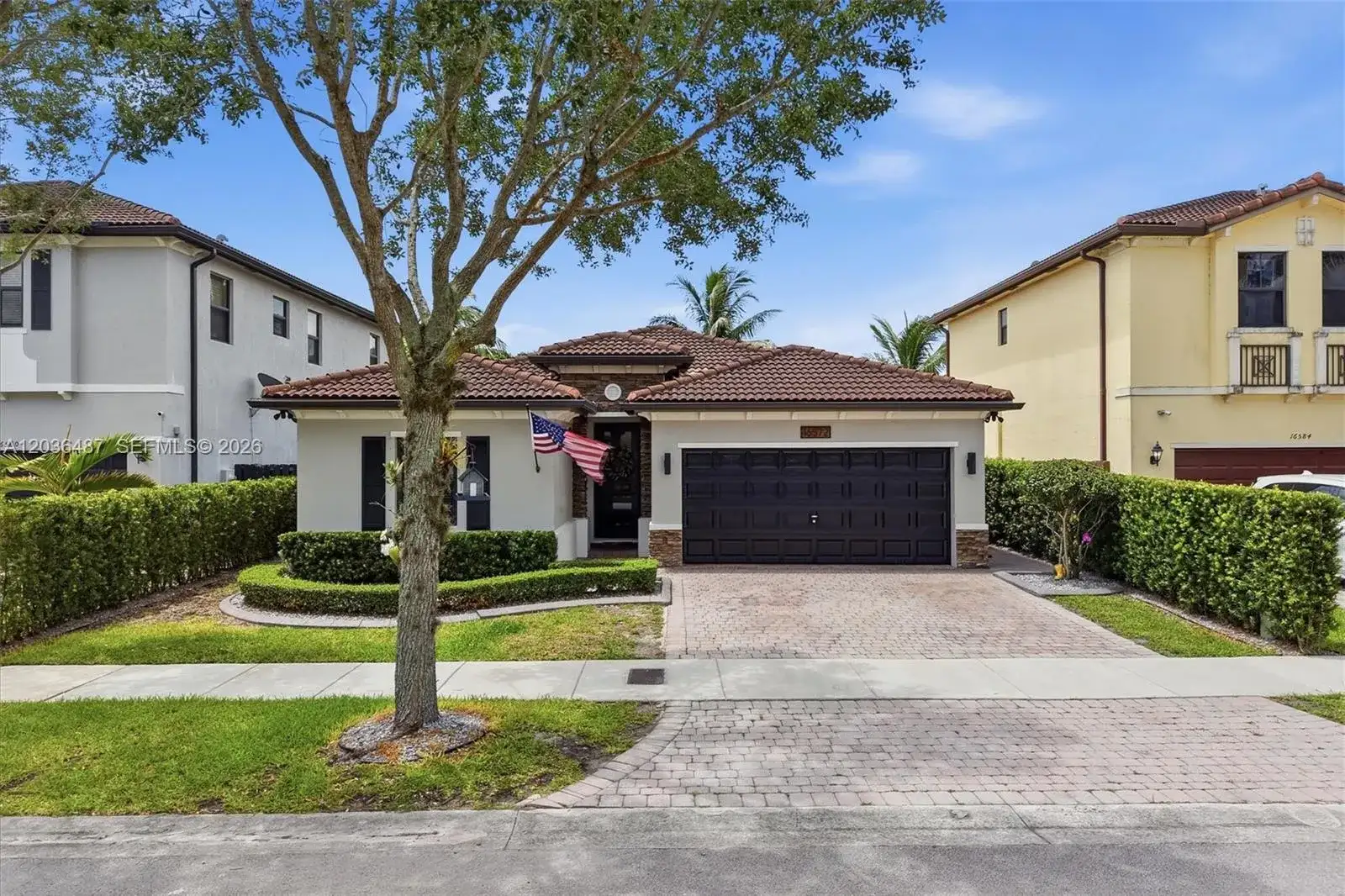 16572 SW 43rd Ln, Kendall FL 33185 photo 3