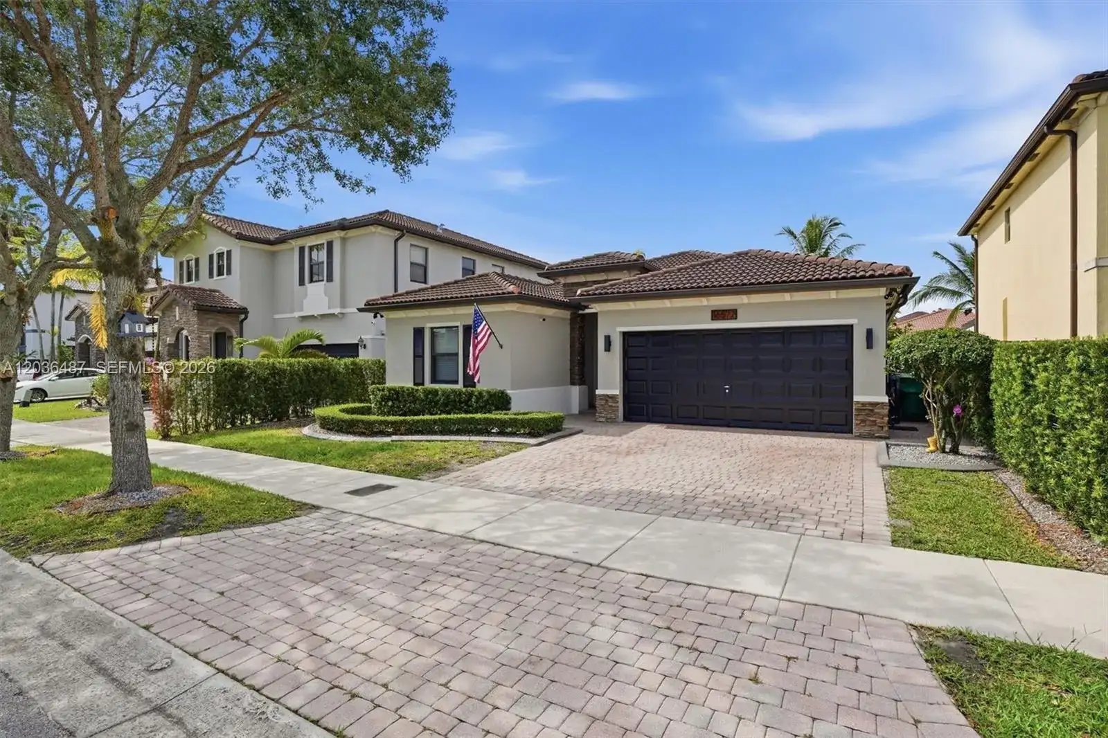 16572 SW 43rd Ln, Kendall FL 33185 photo 4