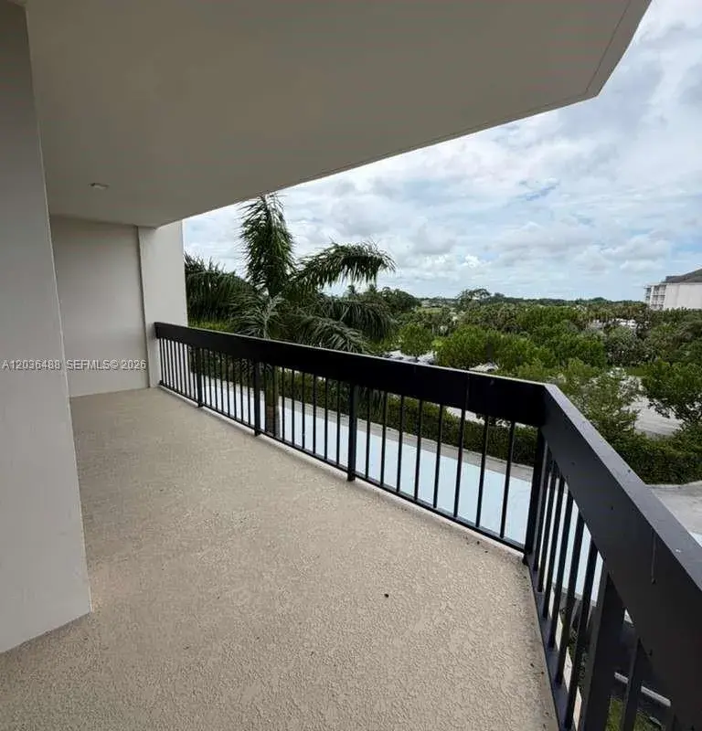 2400 Presidential Way # 403, West Palm Beach FL 33401