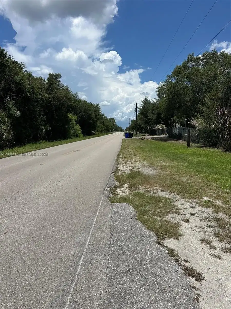 135 S Hacienda, Clewiston FL 33440 photo 5