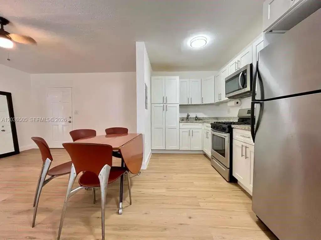 7928 Harding Ave # 3, Miami Beach FL 33141 photo 3