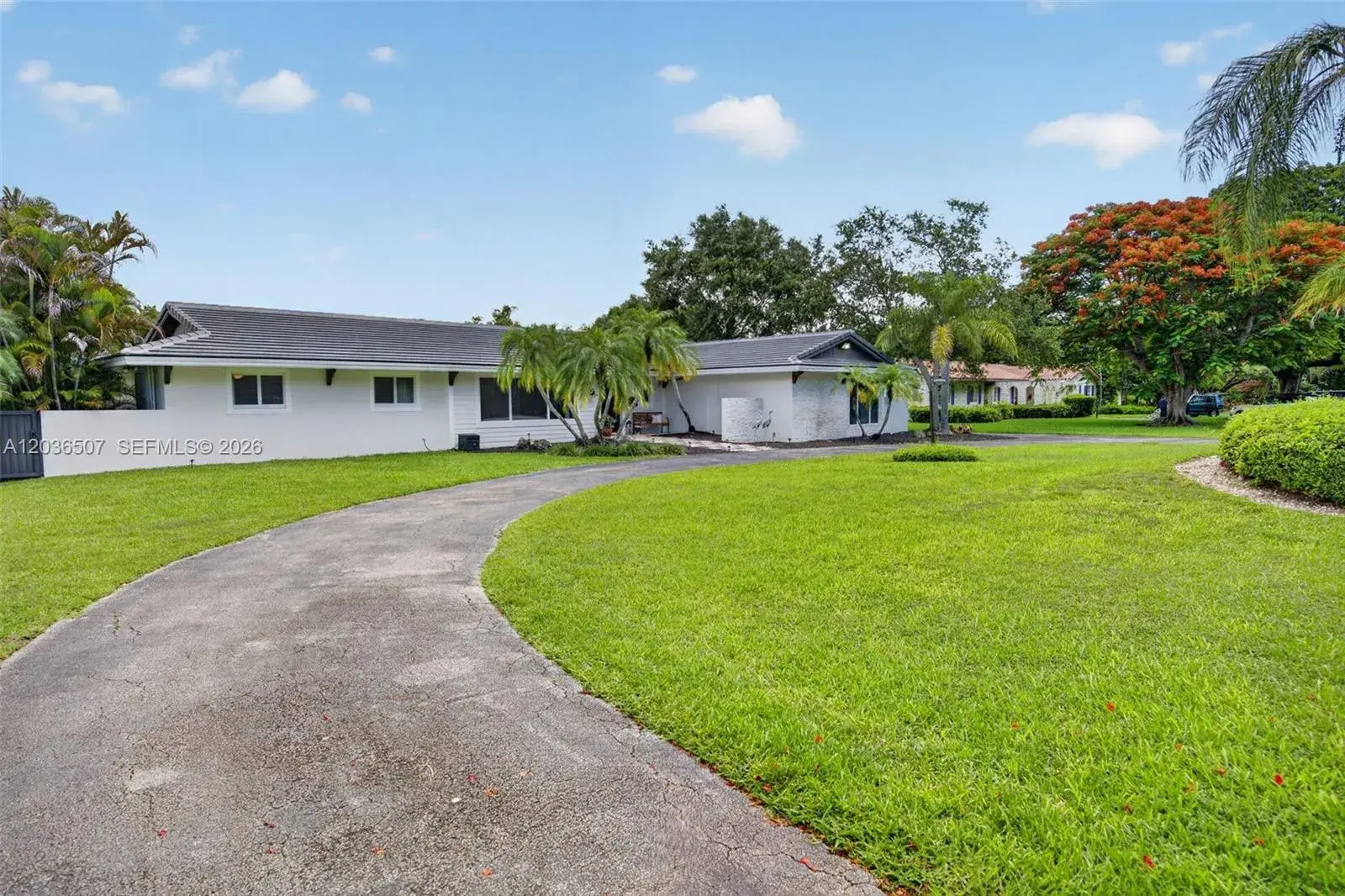 12180 SW 92nd Ave, Miami FL 33176