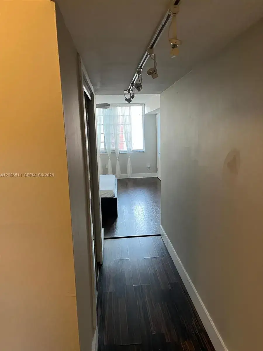 1770 NE 191st St # 1, Miami FL 33179 photo 5