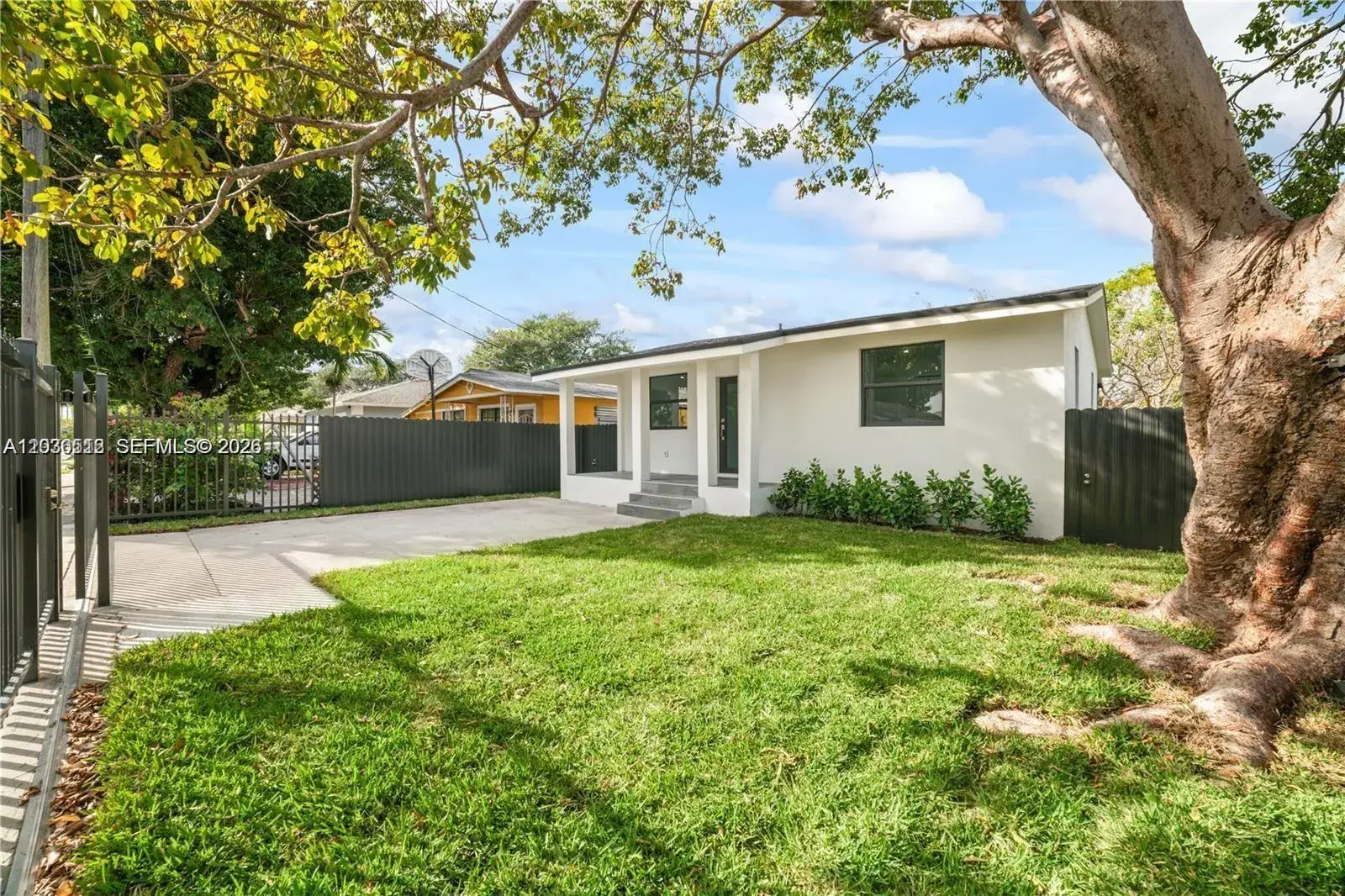 1739 NW 67th St, Miami FL 33147