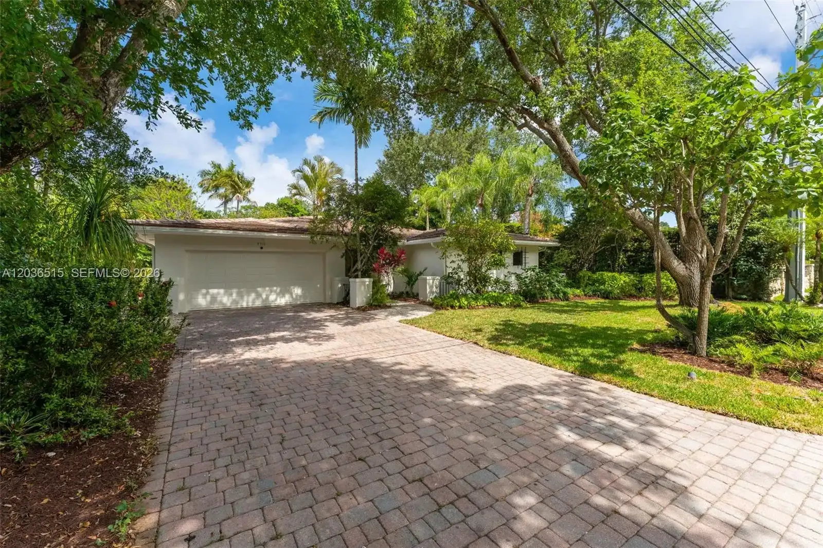 7711 SW 47th Ave, Coral Gables FL 33143