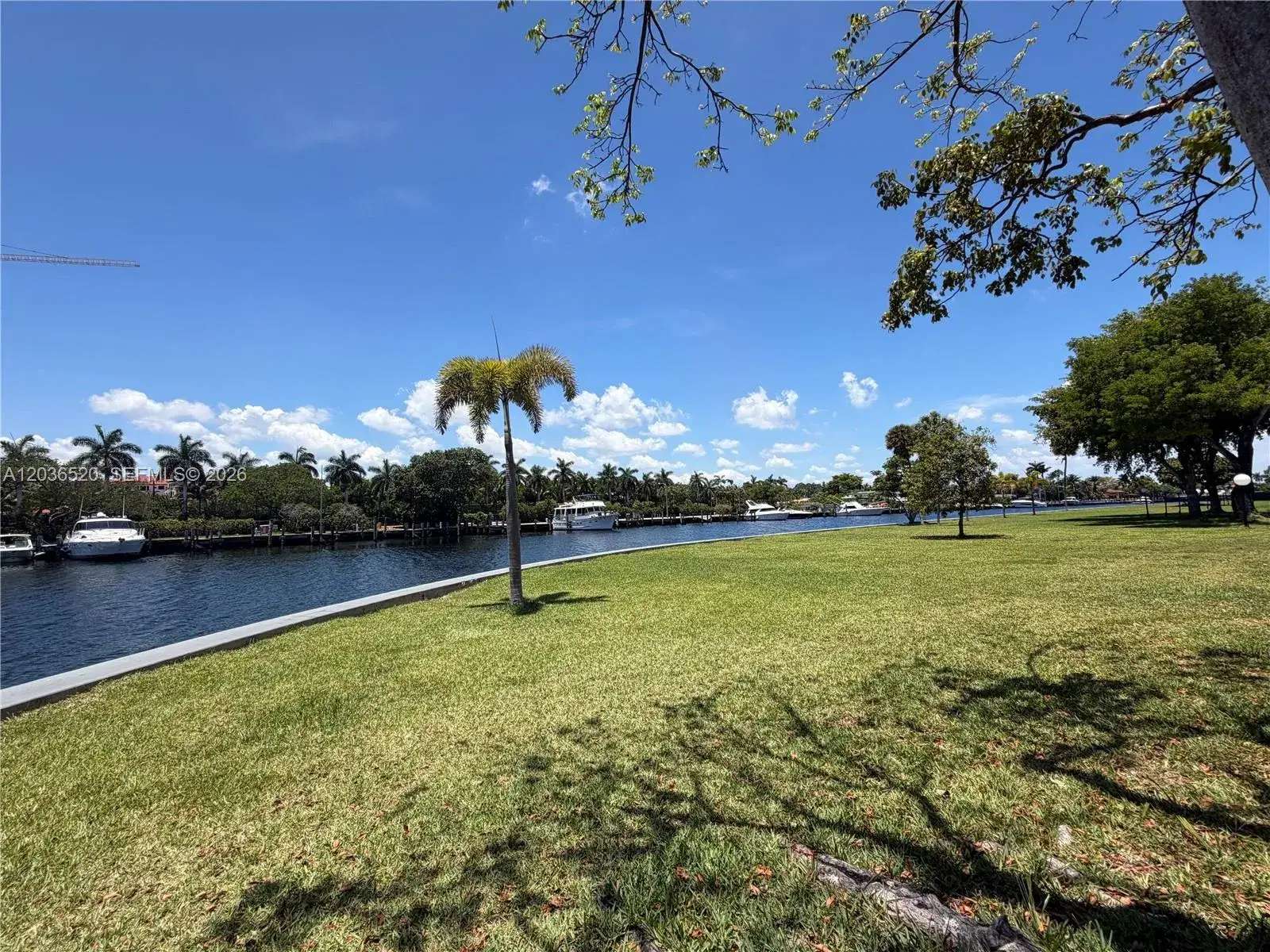 501 Three Islands Blvd # 303, Hallandale Beach FL 33009