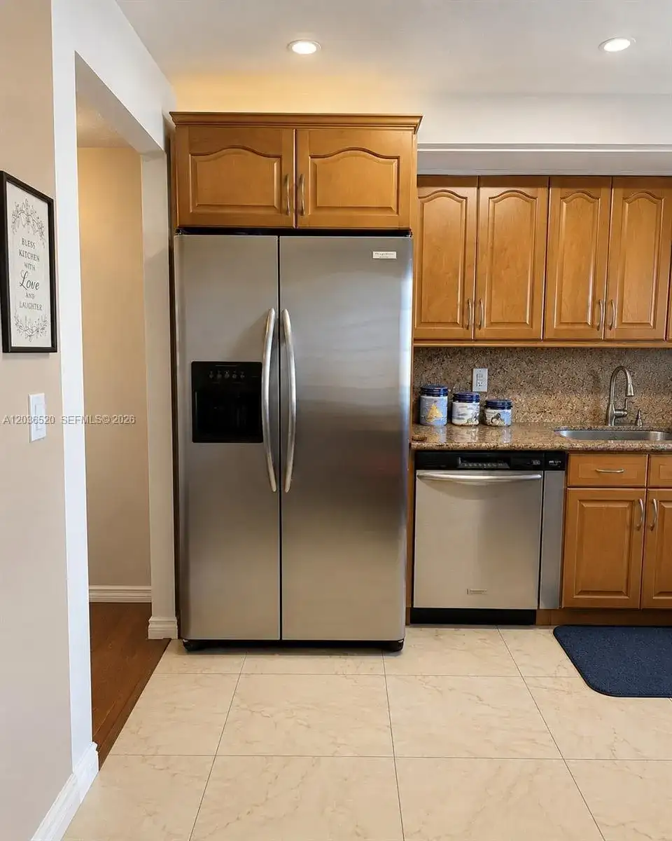 501 Three Islands Blvd # 303, Hallandale Beach FL 33009 photo 5
