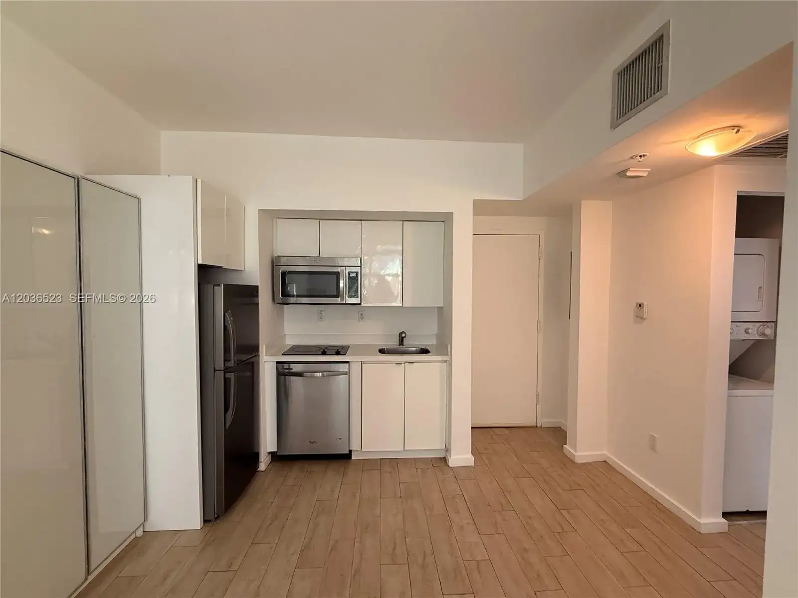 1611 Meridian Ave # 202, Miami Beach FL 33139 photo 5