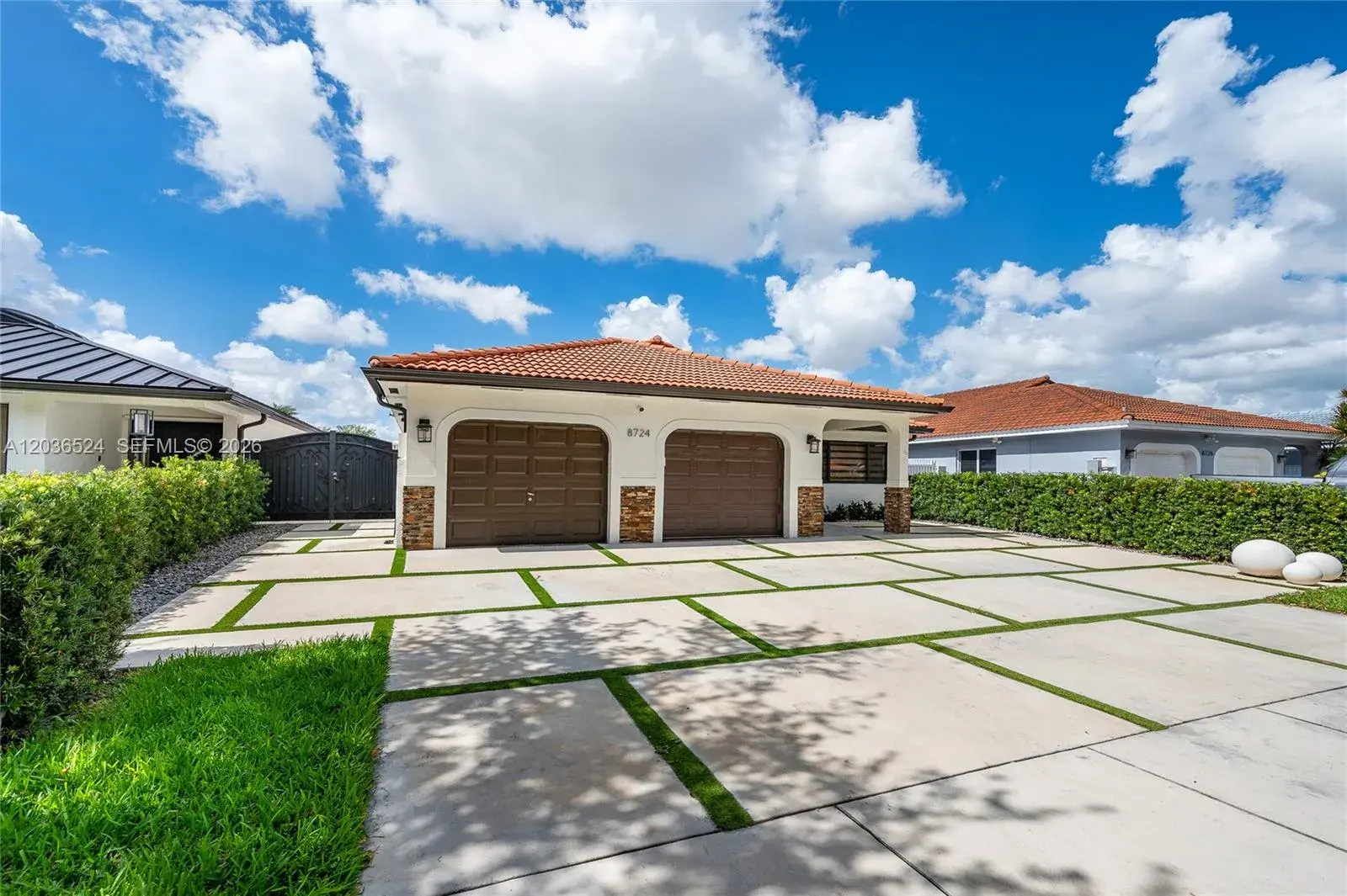 8724 NW 149th Ter, Miami Lakes FL 33018