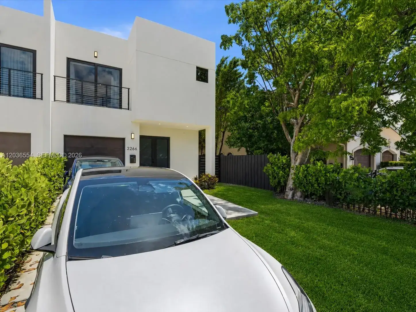 3266 SW 25th Ter, Miami FL 33133 photo 3