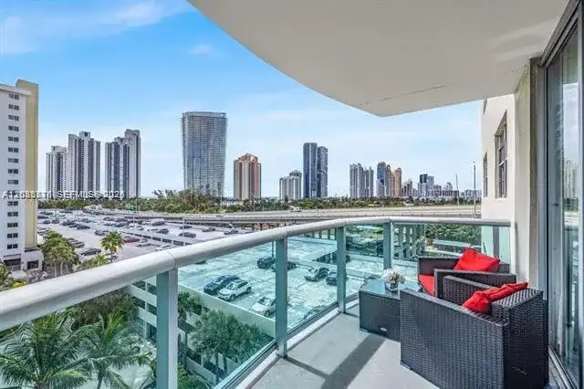 19390 Collins Ave # 702, Sunny Isles Beach FL 33160